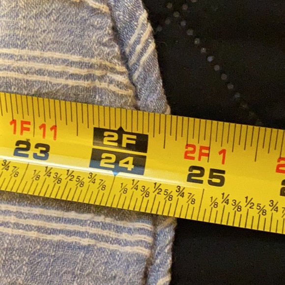 Solutions button down shirt size small - Picture 3 of 13